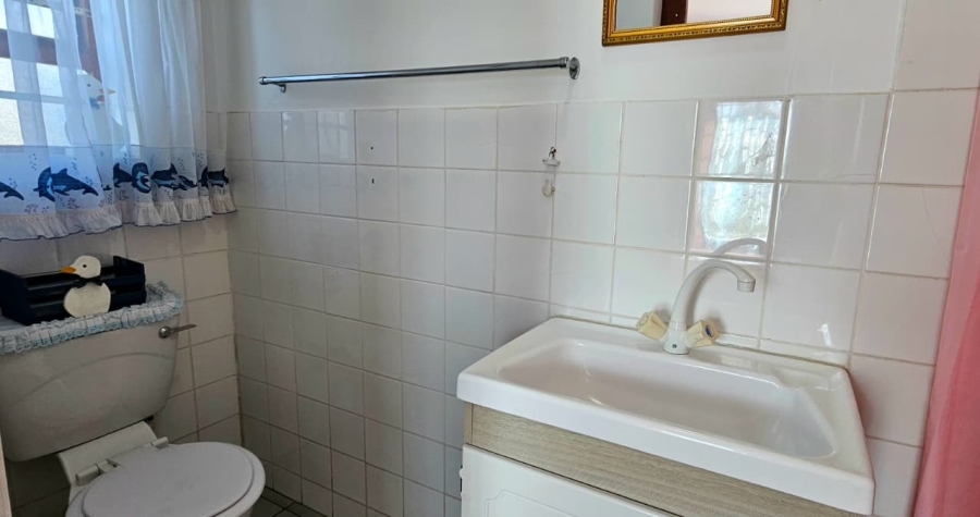 3 Bedroom Property for Sale in Franskraal Western Cape